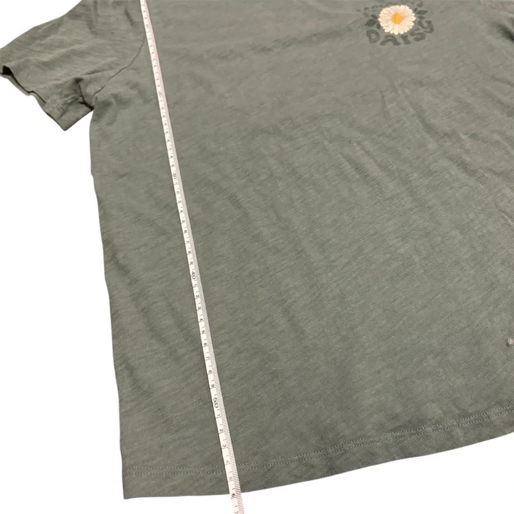 Old Navy Green Graphic T Shirt - Picture 6 of 7